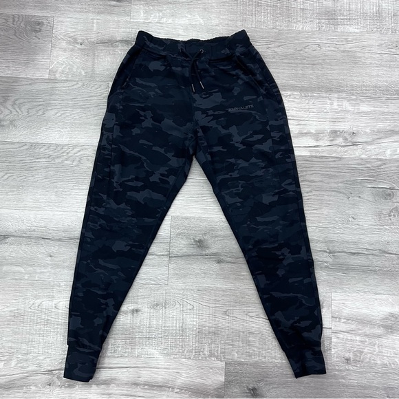 Alphalete Joggers - Picture 1 of 4